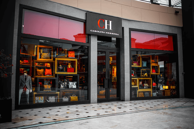 Textil Lonia estanca sus ventas en 252 millones en el año de su ‘traspaso’ a Puig